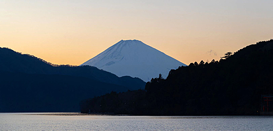 「霊識開元」の複合ディレクション